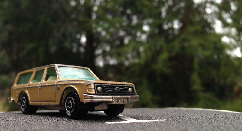 Illustration for article titled Wagon Wednesday: Majorette Volvo 245 DL Estate (Brown Wagon!!)